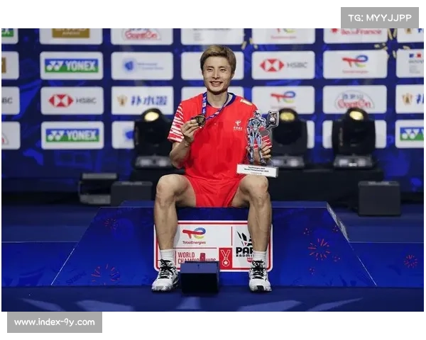 世锦赛男单半决赛现多次逆转 石宇奇险胜晋级决赛